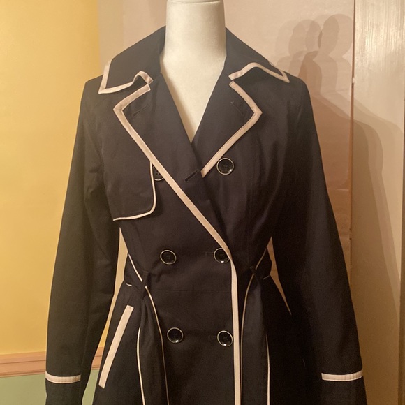 BETSY JOHNSON CORSET BACK TRENCH COAT - Picture 10 of 13
